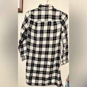 Old Navy Button Up Long Sleeve Black/White Dress